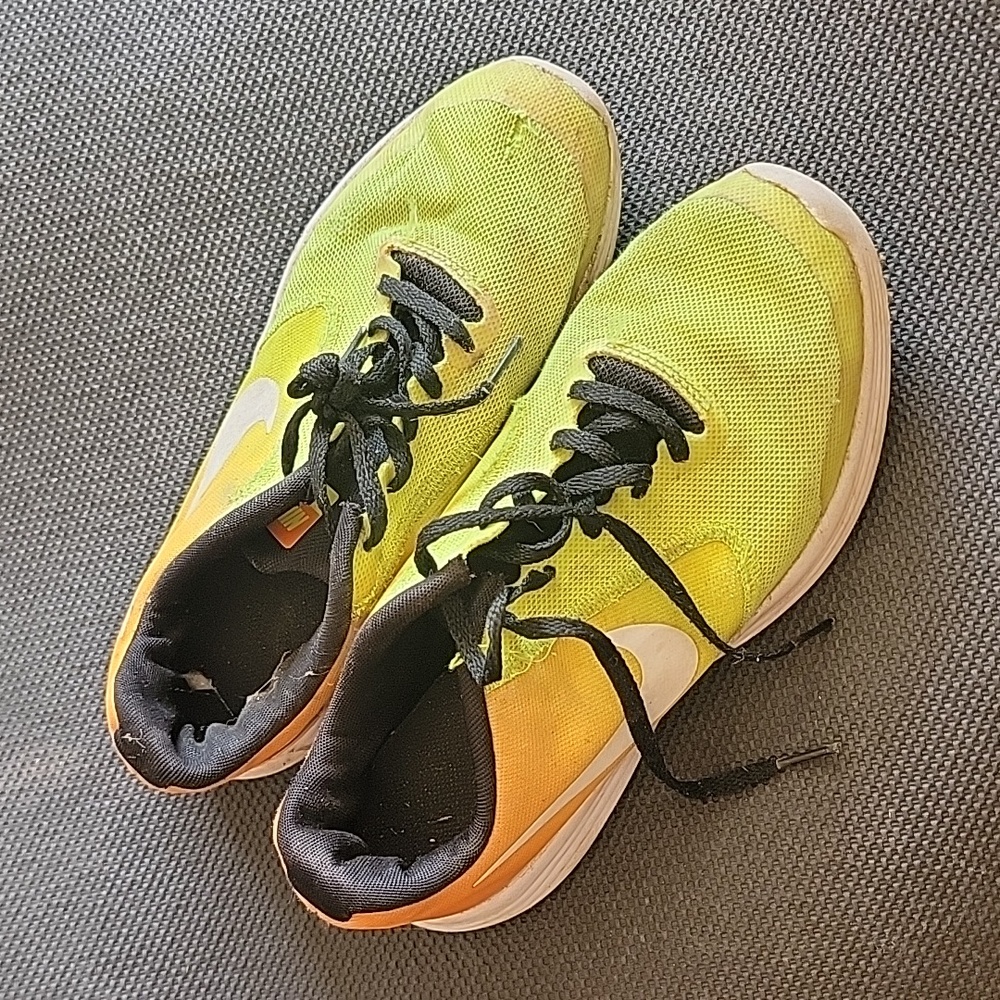 Nike shoes